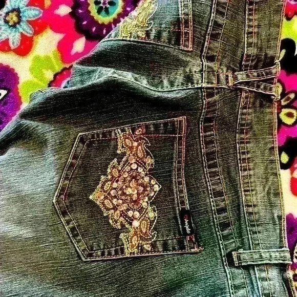 Angel jeans and embellished - Picture 4 of 4